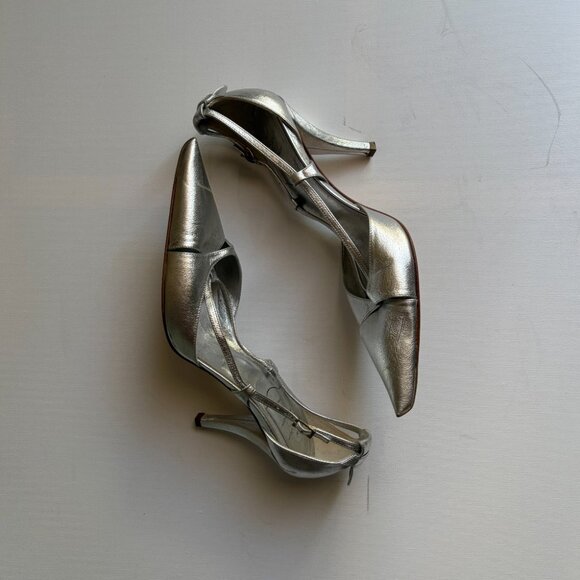 Point toe mid-height stiletto in Metallic Silver leather - Picture 4 of 5